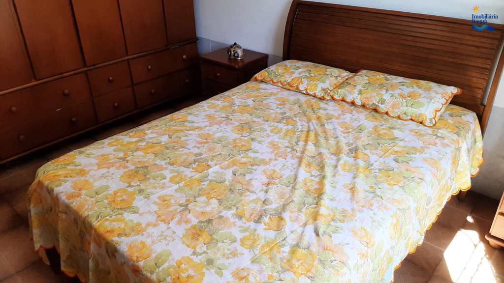 Casa em Ubatuba, no bairro Itagua