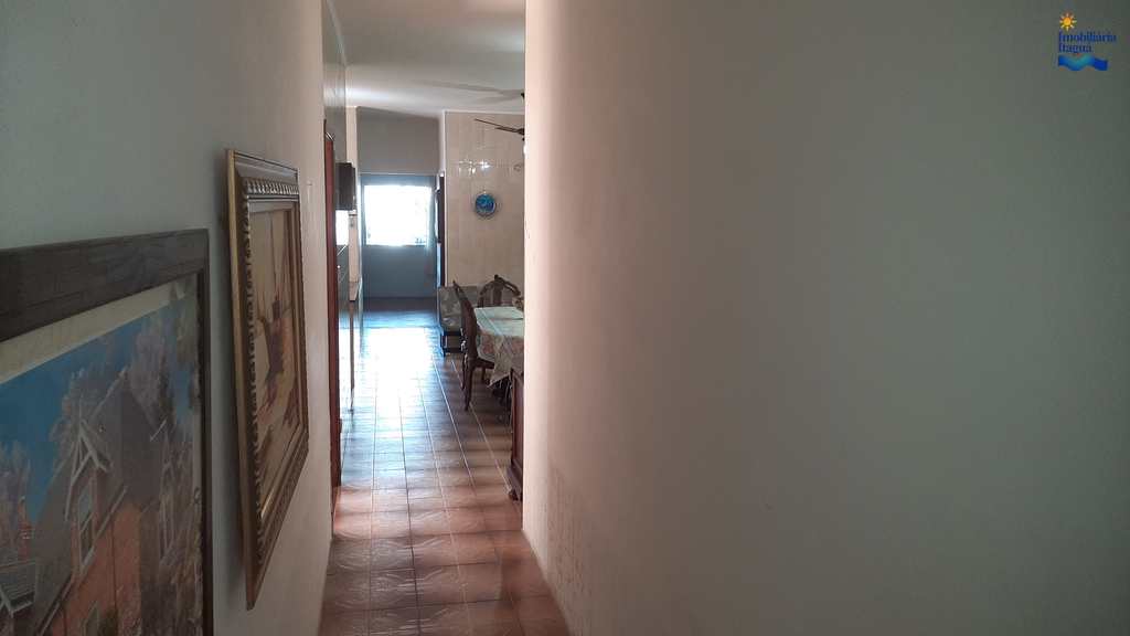 Casa em Ubatuba, no bairro Itagua