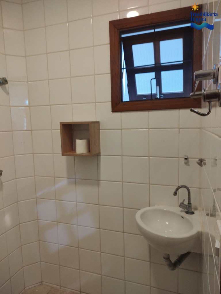 Casa em Ubatuba, no bairro Parque Vivamar