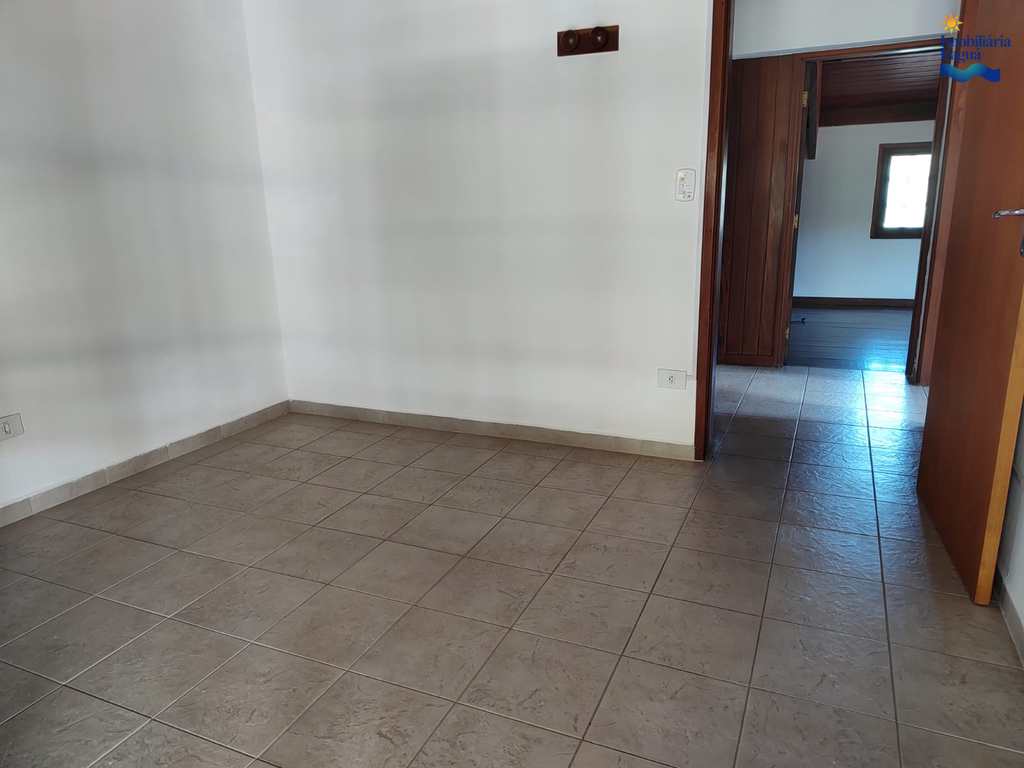 Casa em Ubatuba, no bairro Parque Vivamar