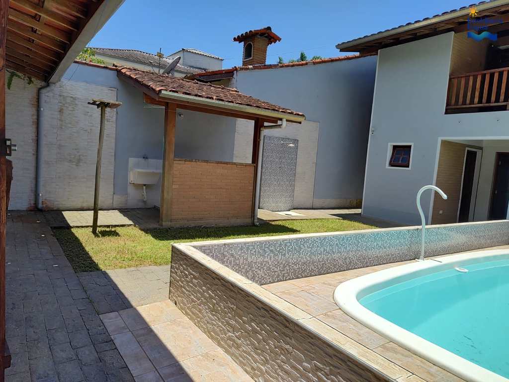 Casa em Ubatuba, no bairro Parque Vivamar