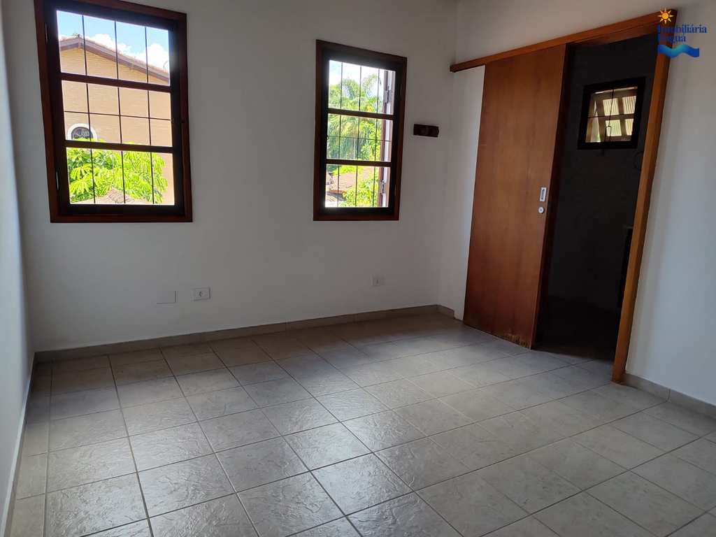 Casa em Ubatuba, no bairro Parque Vivamar