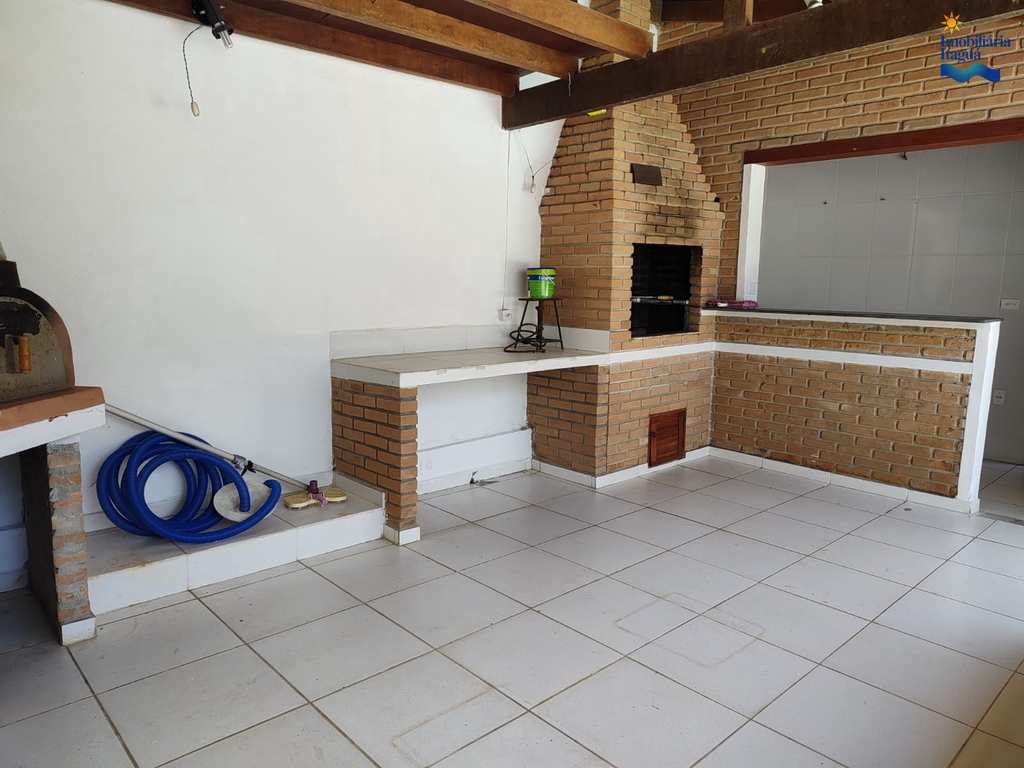 Casa em Ubatuba, no bairro Parque Vivamar