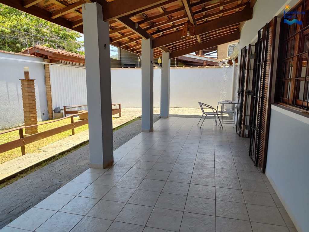 Casa em Ubatuba, no bairro Parque Vivamar