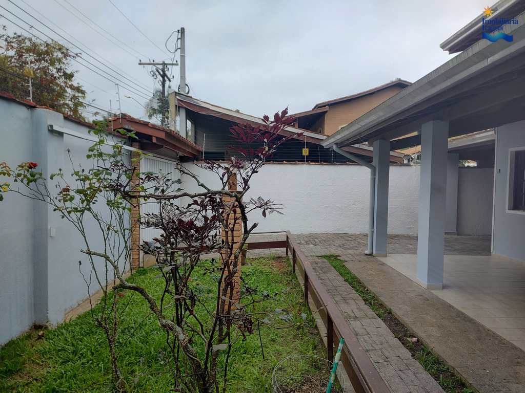 Casa em Ubatuba, no bairro Parque Vivamar