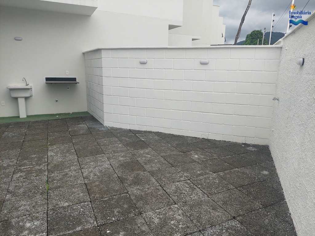 Casa em Ubatuba, no bairro Itagua