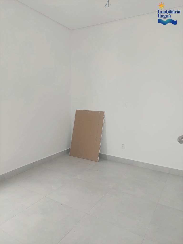 Casa em Ubatuba, no bairro Itagua
