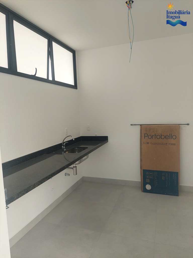 Casa em Ubatuba, no bairro Itagua