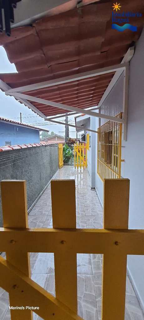 Casa em Ubatuba, no bairro Silop
