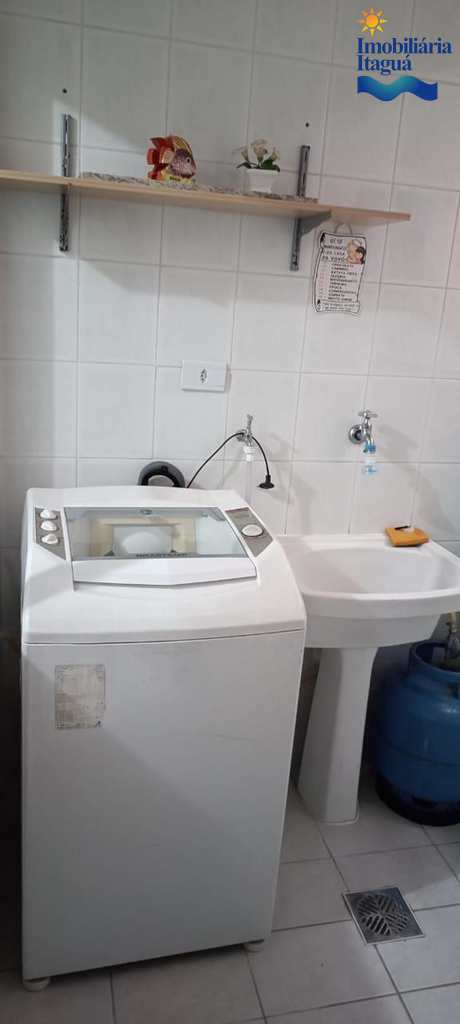 Apartamento em Ubatuba, no bairro Centro