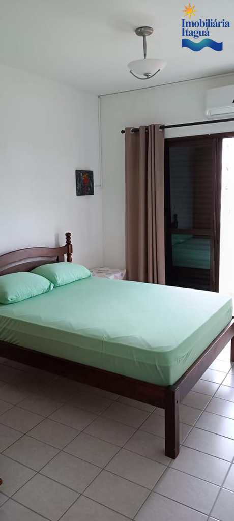 Apartamento em Ubatuba, no bairro Centro