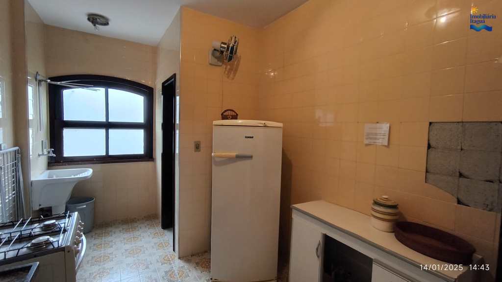 Apartamento em Ubatuba, no bairro Tenório