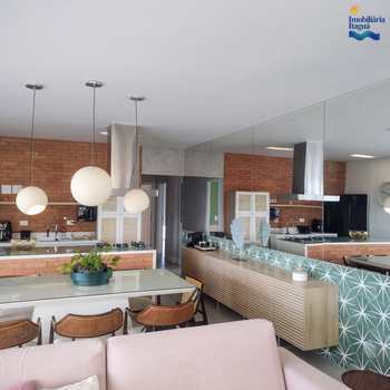 Apartamento em Ubatuba, bairro Itagua