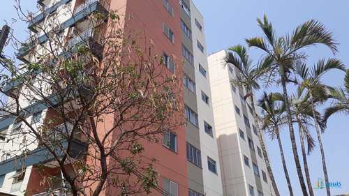 Apartamento, código 417 em Ibiporã, bairro Centro