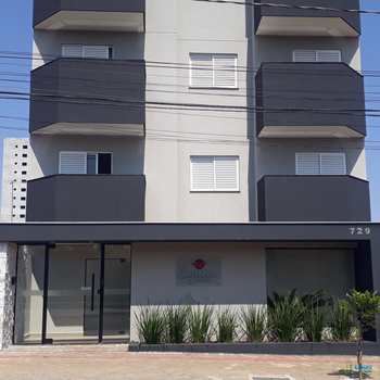 Apartamento em Ibiporã, bairro Centro