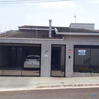 Casa em Ibiporã, bairro Itamarati