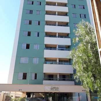 Apartamento em Ibiporã, bairro Centro