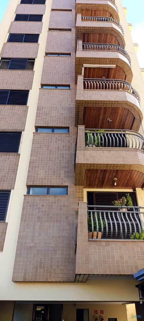 Apartamento em Ibiporã, no bairro Centro