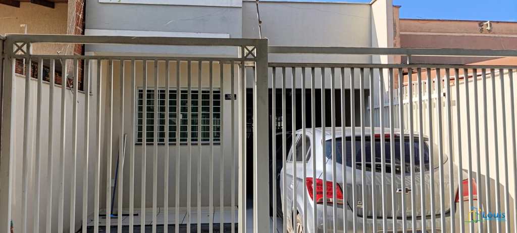 Casa em Ibiporã, no bairro Chácara São João