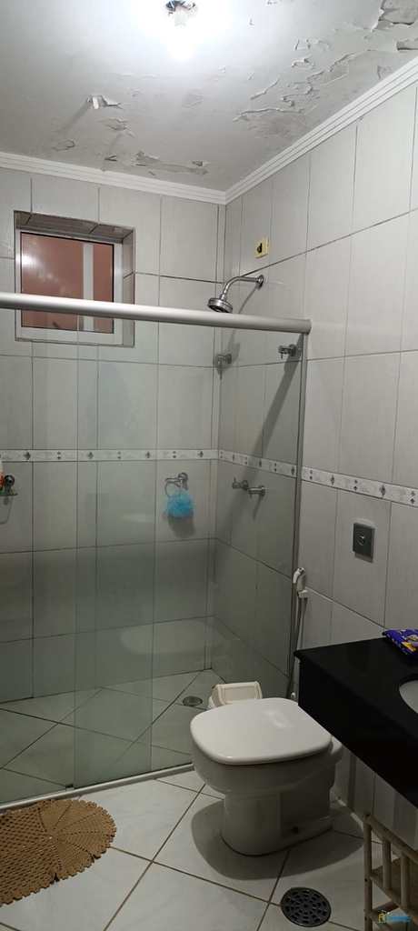 Casa em Londrina, no bairro Santa Mônica