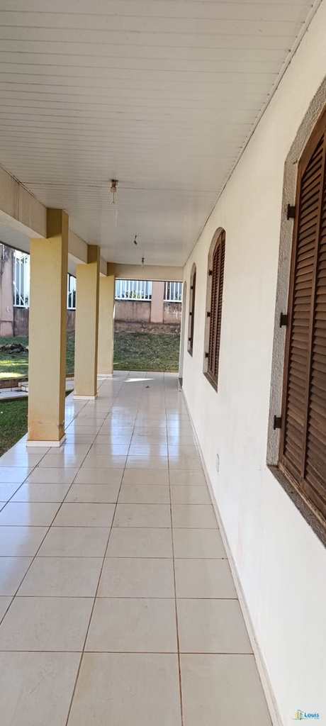 Casa em Londrina, no bairro Santa Mônica