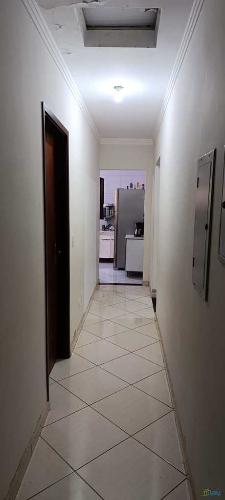 Casa em Londrina, no bairro Santa Mônica