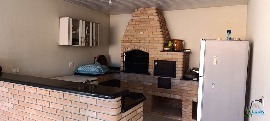 Casa em Londrina, no bairro Santa Mônica