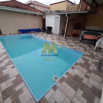 Casa em Praia Grande, bairro Caiçara