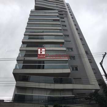 Apartamento em Belo Horizonte, bairro Carmo