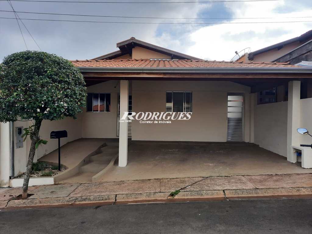 Casas de Condomínio com espaço gourmet à venda em Jardim das Palmeiras,  Uberlândia, MG - ZAP Imóveis