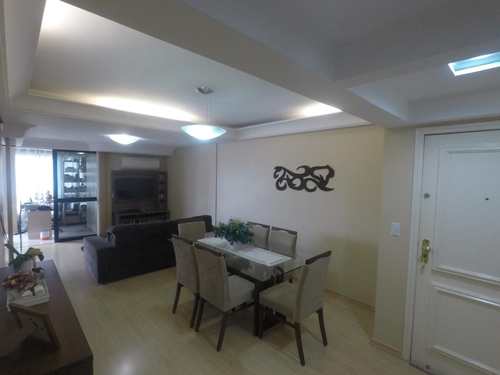 Apartamento, código 836 em Chapecó, bairro Centro