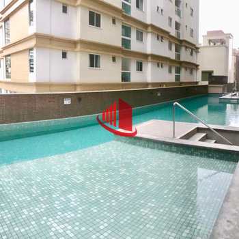 Apartamento em Itapema, bairro Meia Praia