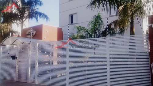 Apartamento, código 3032 em Taubaté, bairro Parque São Luís