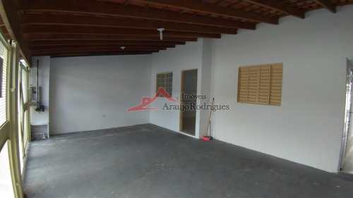 Casa, código 60087 em Taubaté, bairro Piracangaguá