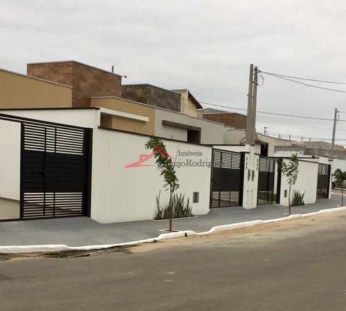 Casa, código 60253 em Taubaté, bairro Jardim do Lago I