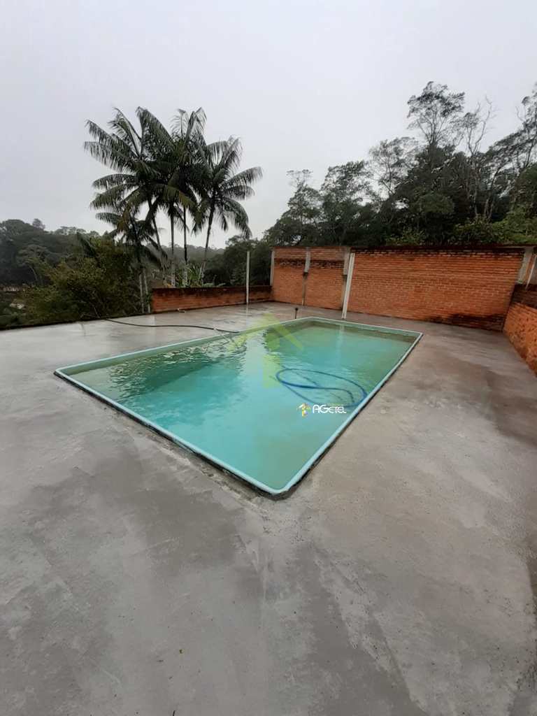 Chácara em Embu-Guaçu, no bairro Vale das Fontes