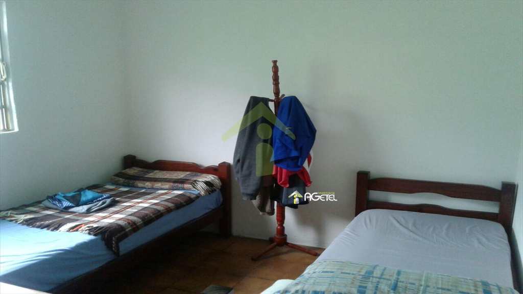 Chácara em Embu-Guaçu, no bairro Vale das Fontes