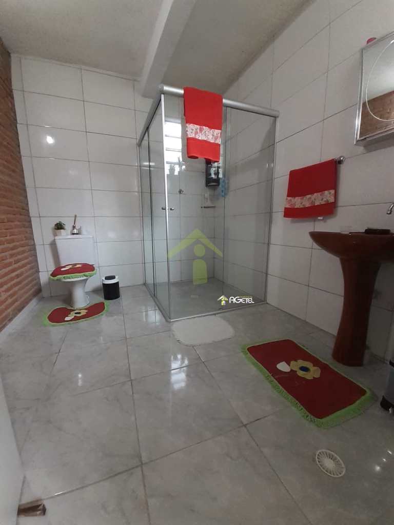 Chácara em Embu-Guaçu, no bairro Vale das Fontes