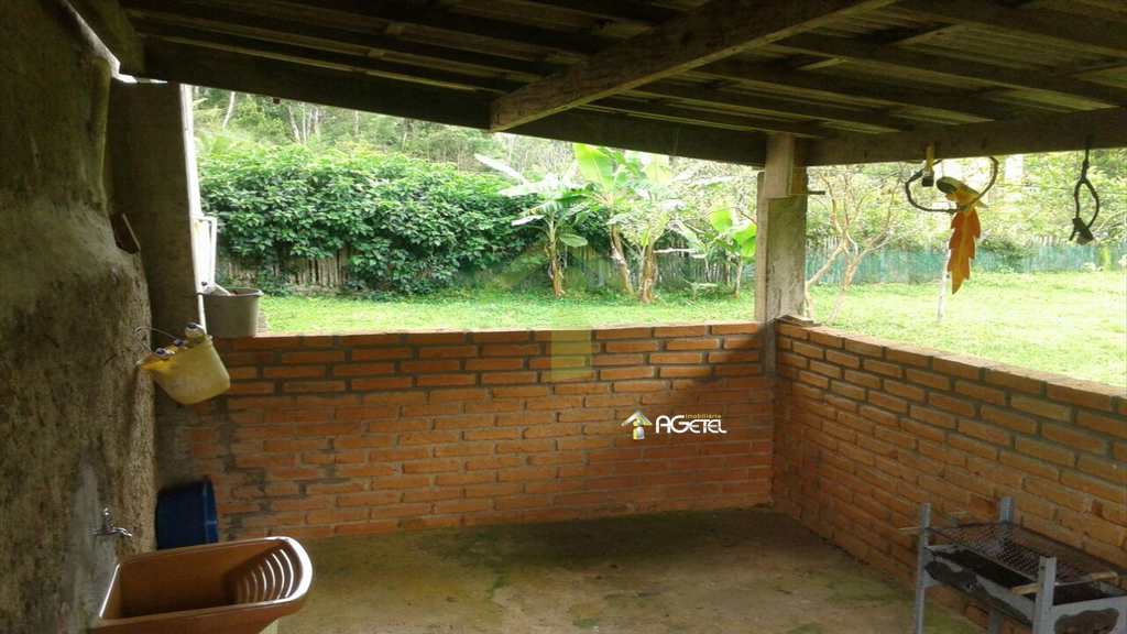 Chácara em Embu-Guaçu, no bairro Vale das Fontes