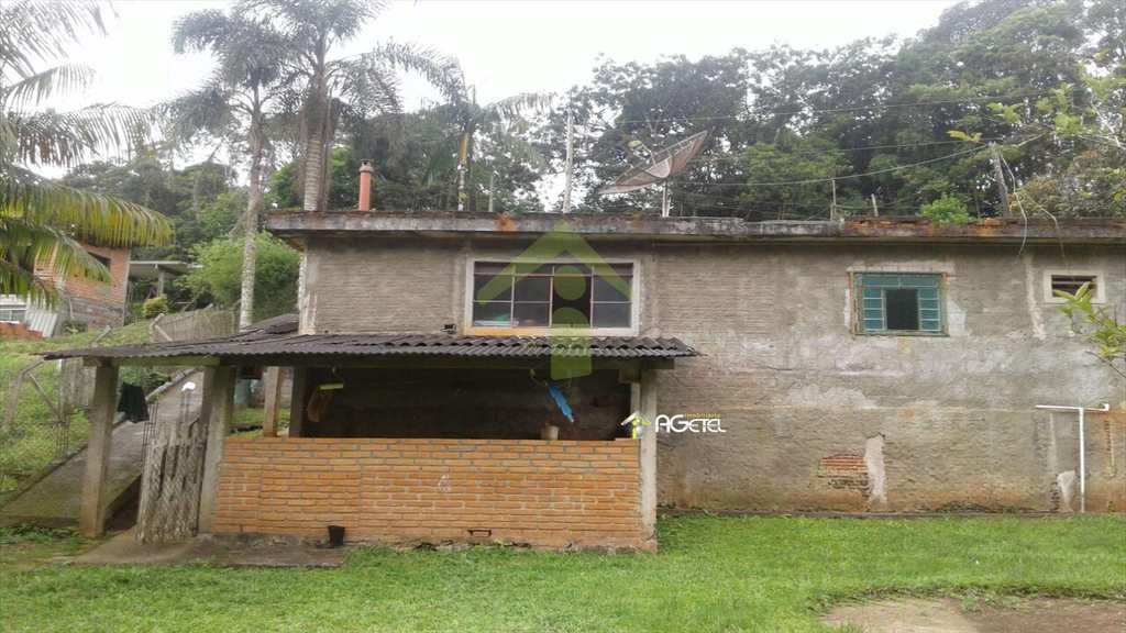 Chácara em Embu-Guaçu, no bairro Vale das Fontes