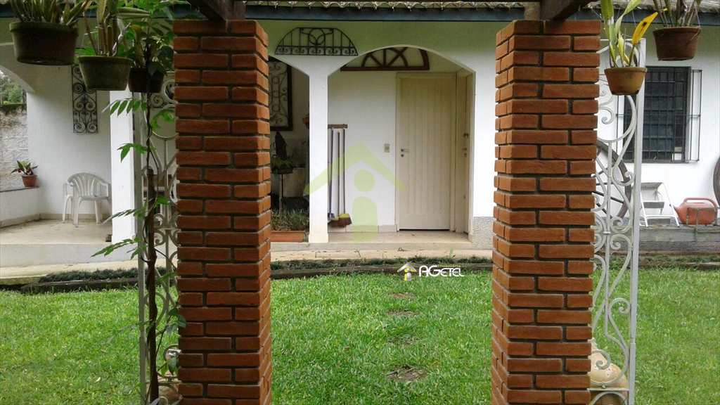 Chácara em Embu-Guaçu, no bairro Chácara Libardi Schimidt