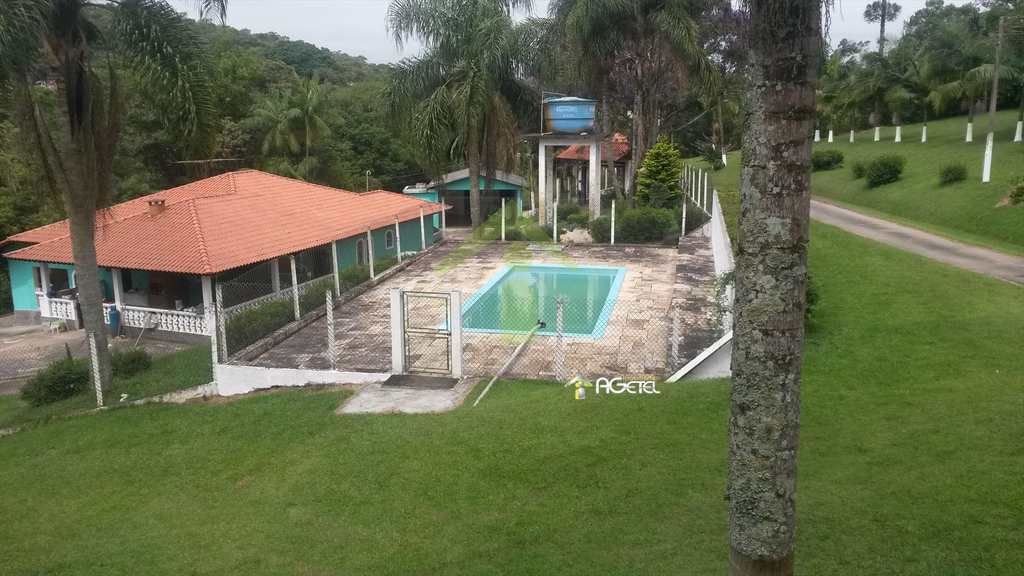Sítio em Embu-Guaçu, no bairro Cipó