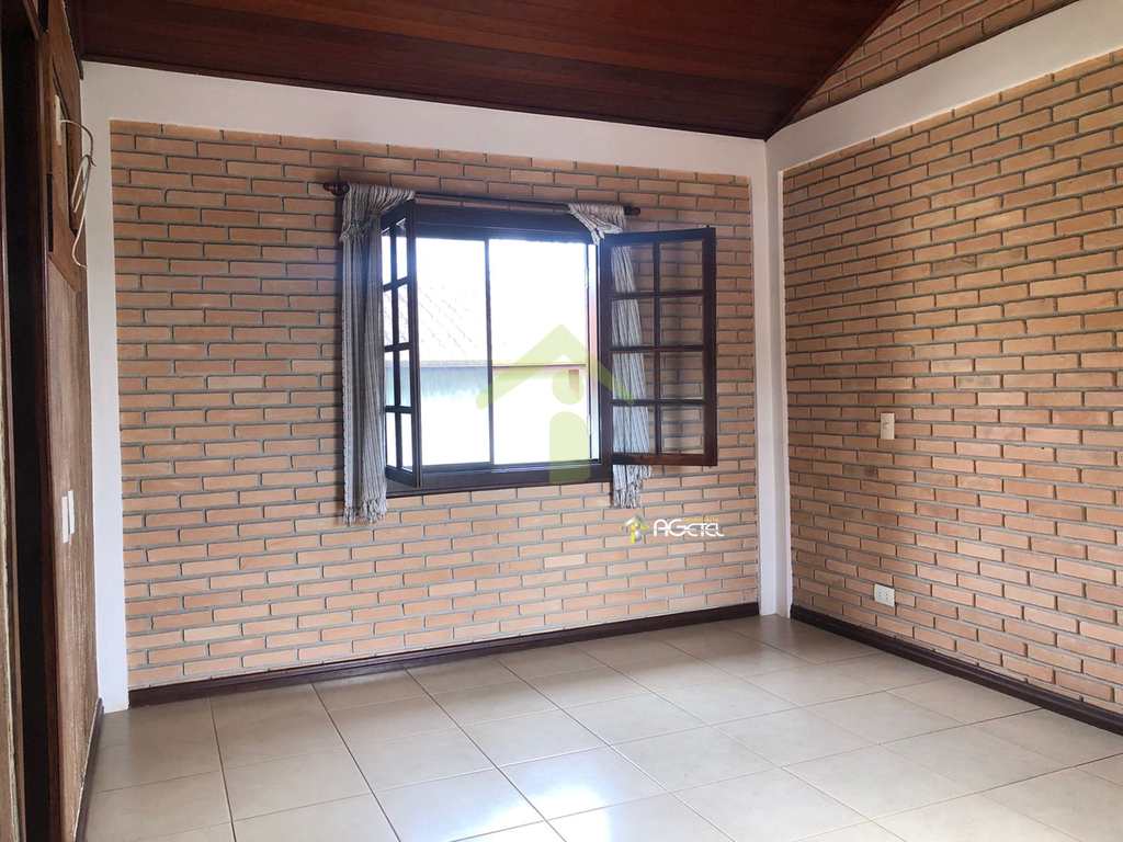 Casa de Condomínio em Embu-Guaçu, no bairro Fazenda da Ilha (Interlagos Sul)