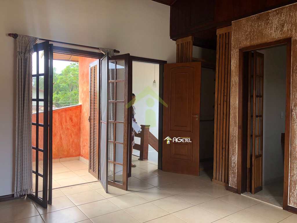 Casa de Condomínio em Embu-Guaçu, no bairro Fazenda da Ilha (Interlagos Sul)