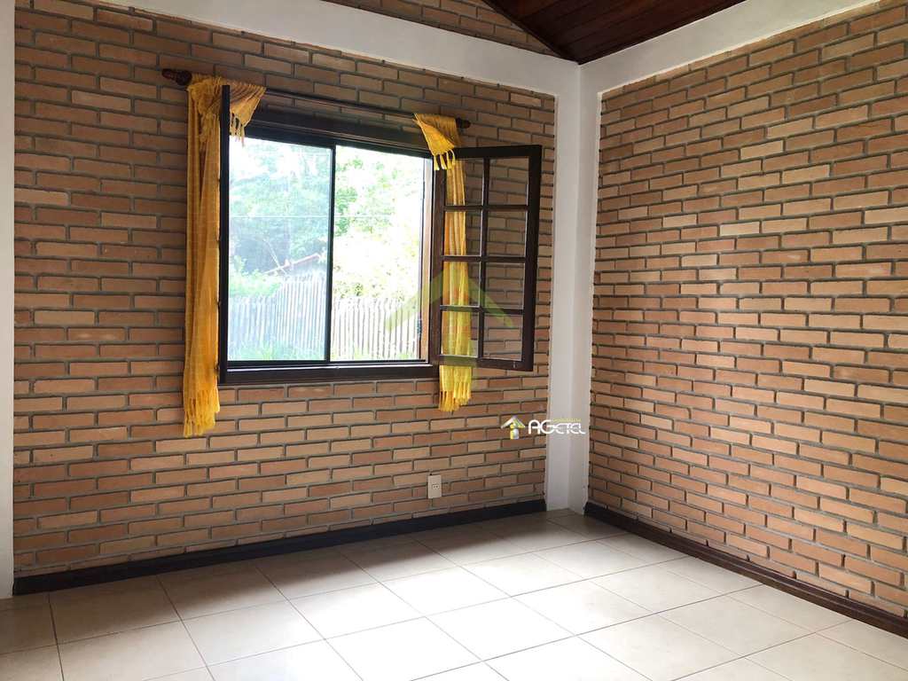 Casa de Condomínio em Embu-Guaçu, no bairro Fazenda da Ilha (Interlagos Sul)