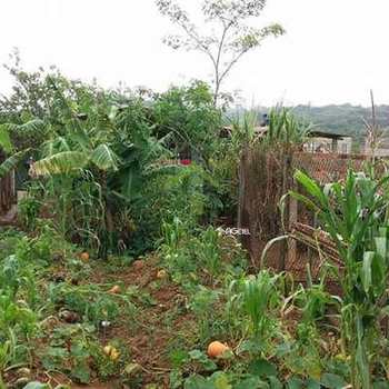 Casa Comercial em Embu-Guaçu, bairro Granja Regina Maria