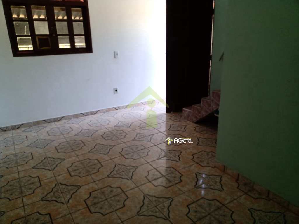 Casa em Embu-Guaçu, no bairro Vila Cristina