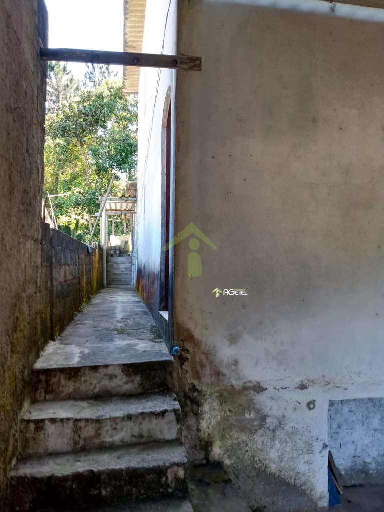 Casa em Embu-Guaçu, no bairro Vila Cristina