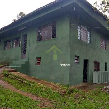 Casa em Embu-Guaçu, bairro Penteado