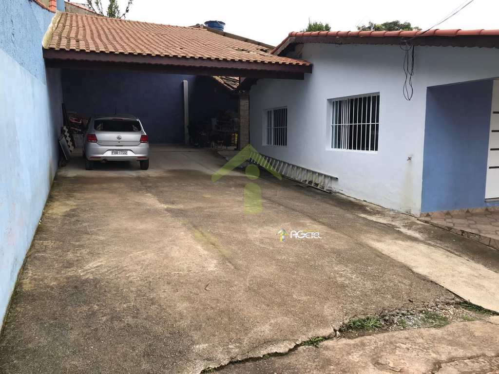 Chácara em Embu-Guaçu, no bairro Chácara Bonanza